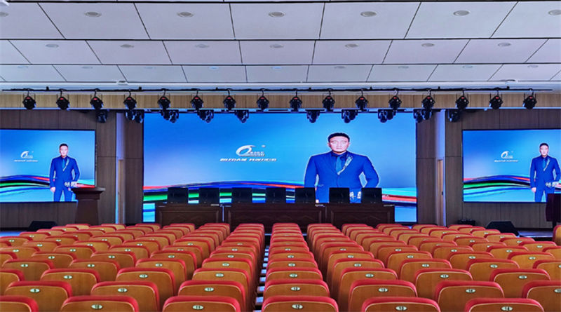 LED显示屏的优势与应用